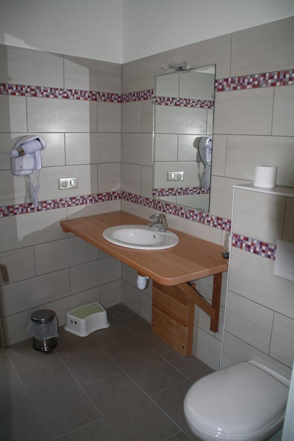 La Petite Auberge De Niaux ภายนอก รูปภาพ